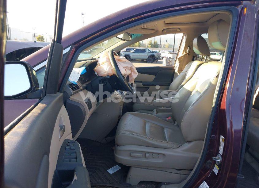 Photo 5 of 2011 Honda Odyssey EX-L (VIN 5FNRL5H66BB055142)