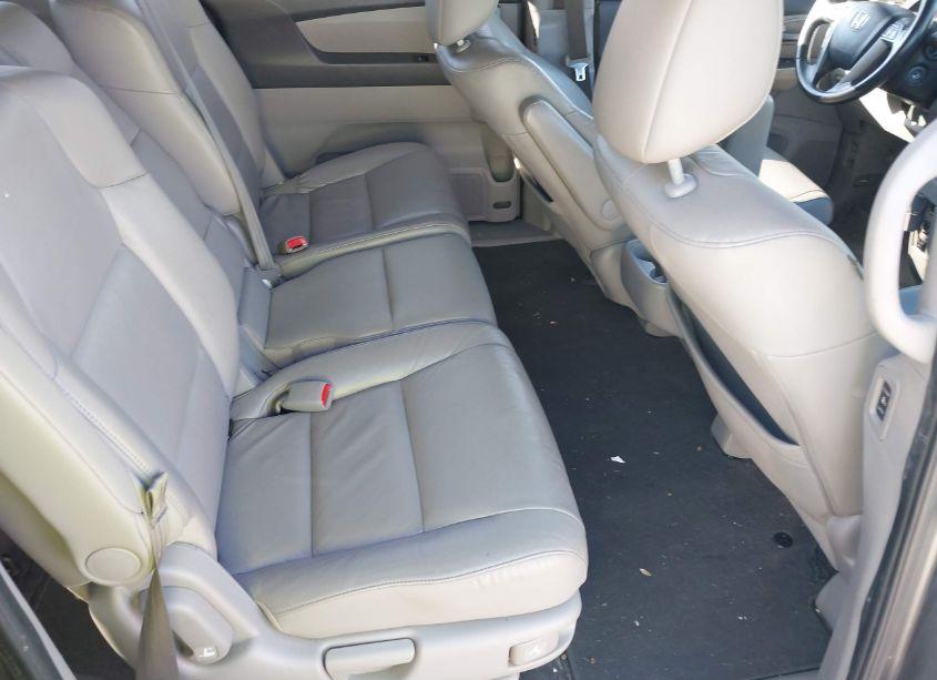 Photo 8 of 2011 Honda Odyssey EX-L (VIN 5FNRL5H66BB057991)