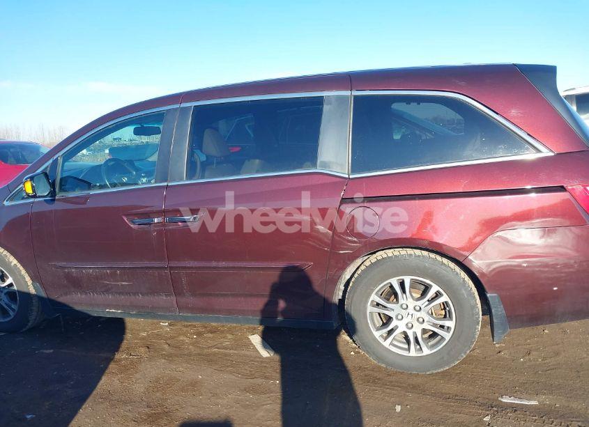 Photo 14 of 2011 Honda Odyssey EX-L (VIN 5FNRL5H66BB059577)