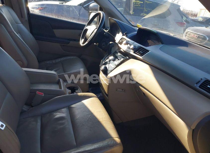 Photo 5 of 2011 Honda Odyssey EX-L (VIN 5FNRL5H66BB059577)