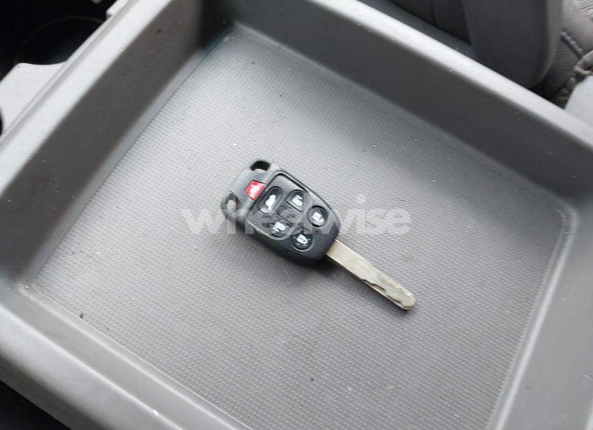 Photo 11 of 2011 Honda Odyssey EX-L (VIN 5FNRL5H66BB059689)