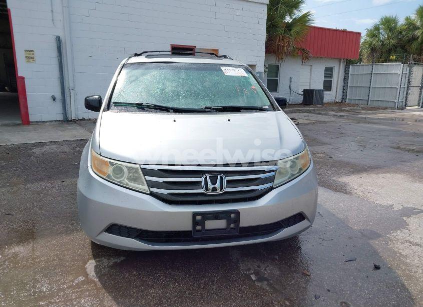Photo 12 of 2011 Honda Odyssey EX-L (VIN 5FNRL5H66BB059689)