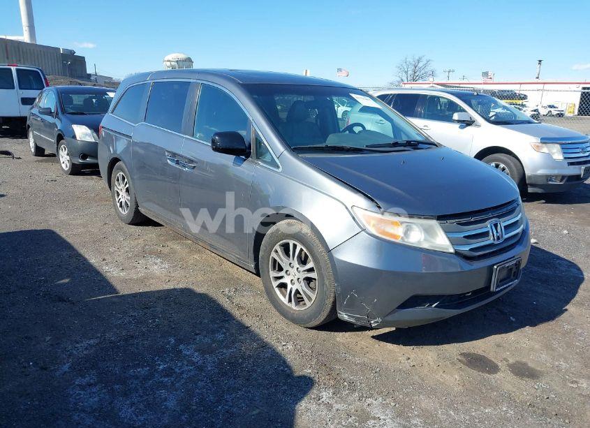 2011 Honda Odyssey EX-L (VIN 5FNRL5H66BB096354) main photo