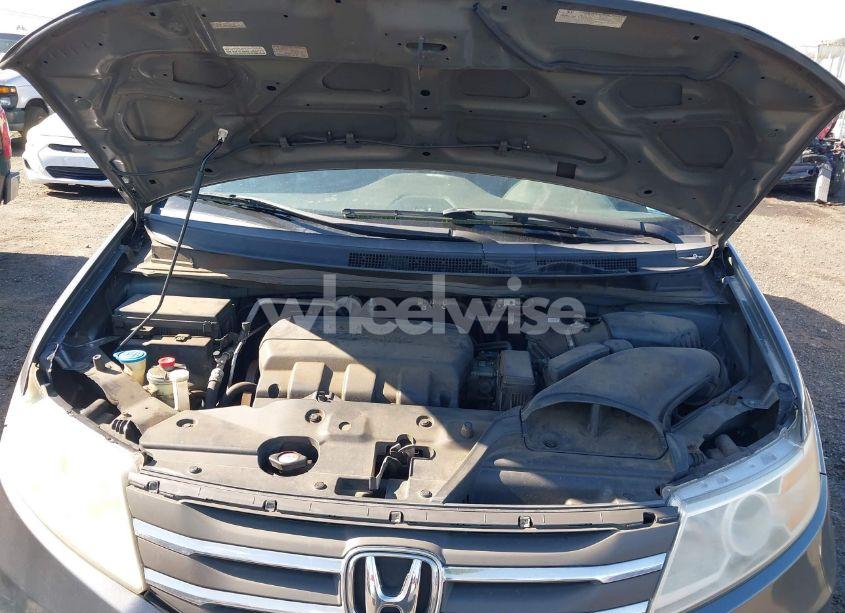 Photo 10 of 2011 Honda Odyssey EX-L (VIN 5FNRL5H66BB096354)