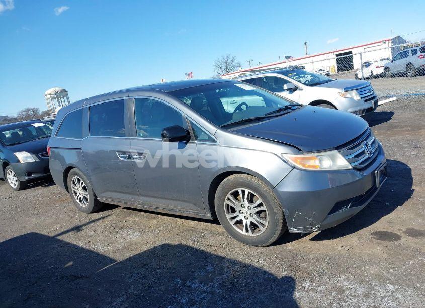 Photo 13 of 2011 Honda Odyssey EX-L (VIN 5FNRL5H66BB096354)