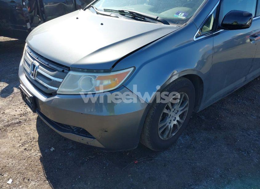 Photo 6 of 2011 Honda Odyssey EX-L (VIN 5FNRL5H66BB096354)