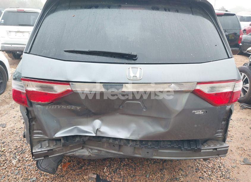 Photo 6 of 2011 Honda Odyssey EX-L (VIN 5FNRL5H66BB103352)