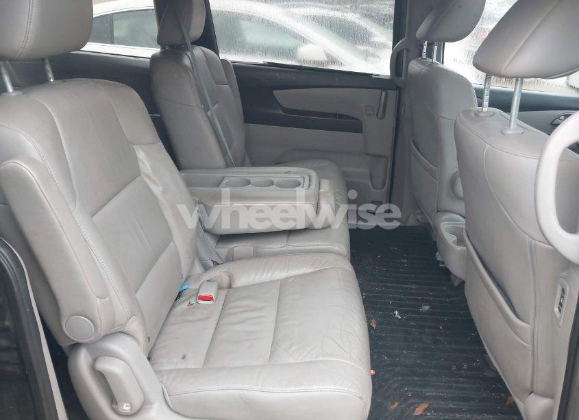 Photo 8 of 2011 Honda Odyssey EX-L (VIN 5FNRL5H66BB103352)