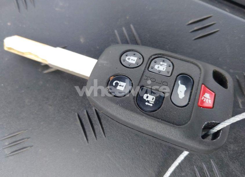 Photo 11 of 2012 Honda Odyssey EX-L (VIN 5FNRL5H66CB066112)