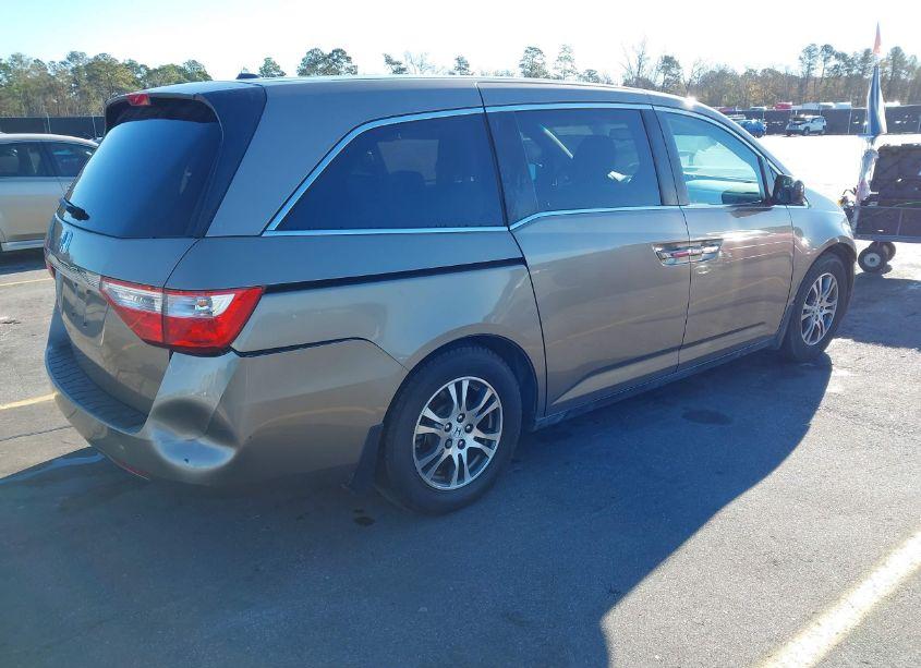 Photo 4 of 2012 Honda Odyssey EX-L (VIN 5FNRL5H66CB093147)