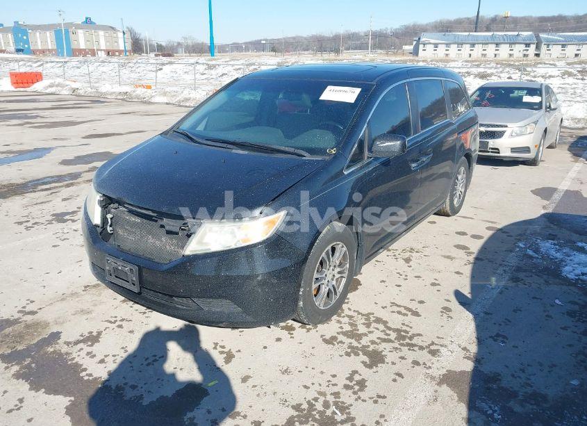 Photo 2 of 2012 Honda Odyssey EX-L (VIN 5FNRL5H66CB100520)