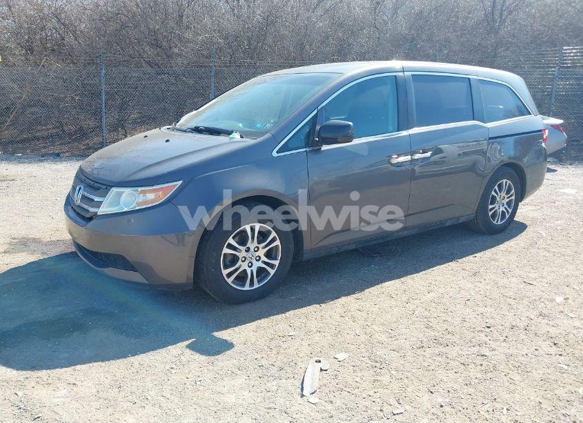 Photo 2 of 2012 Honda Odyssey EX-L (VIN 5FNRL5H66CB104731)