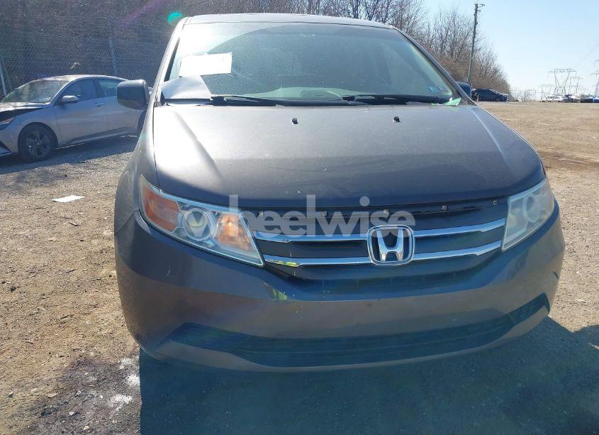 Photo 6 of 2012 Honda Odyssey EX-L (VIN 5FNRL5H66CB104731)