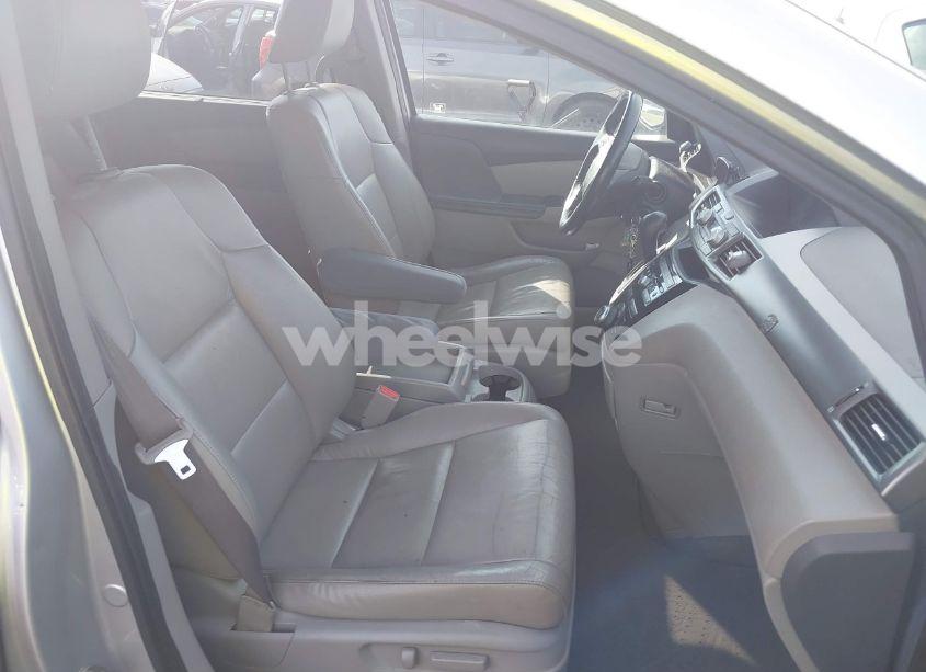 Photo 5 of 2012 Honda Odyssey EX-L (VIN 5FNRL5H66CB120198)