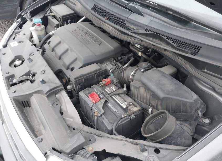 Photo 10 of 2013 Honda Odyssey EX-L (VIN 5FNRL5H66DB014058)