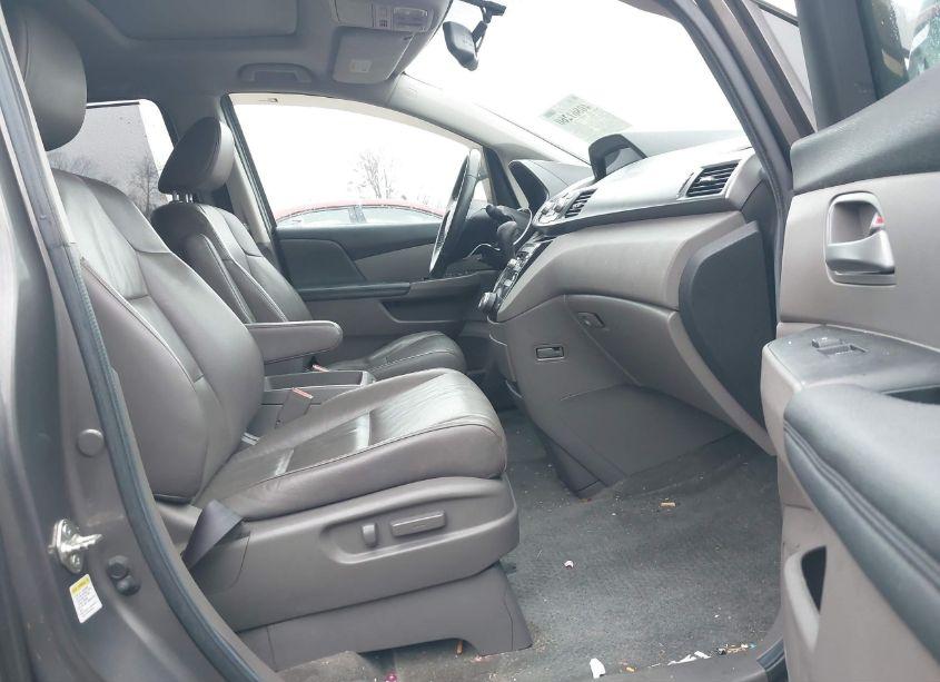 Photo 5 of 2013 Honda Odyssey EX-L (VIN 5FNRL5H66DB014058)