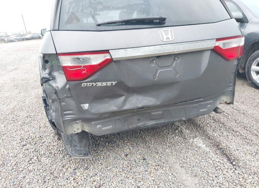 Photo 6 of 2013 Honda Odyssey EX-L (VIN 5FNRL5H66DB014058)