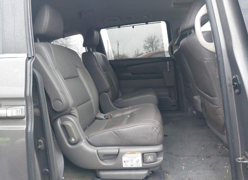 Photo 8 of 2013 Honda Odyssey EX-L (VIN 5FNRL5H66DB014058)