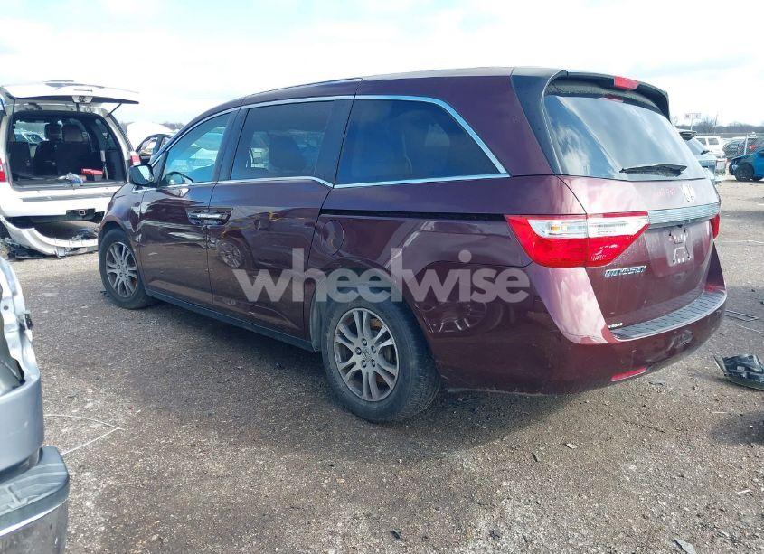 Photo 3 of 2013 Honda Odyssey EX-L (VIN 5FNRL5H66DB016344)