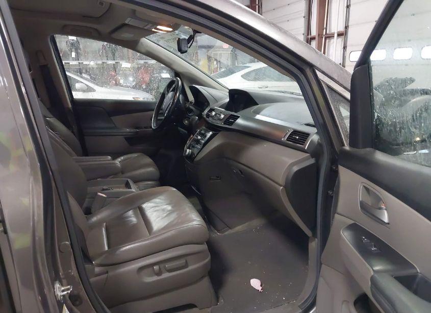 Photo 5 of 2013 Honda Odyssey EX-L (VIN 5FNRL5H66DB033192)