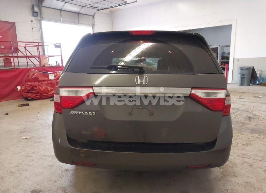 Photo 16 of 2013 Honda Odyssey EX-L (VIN 5FNRL5H66DB059761)