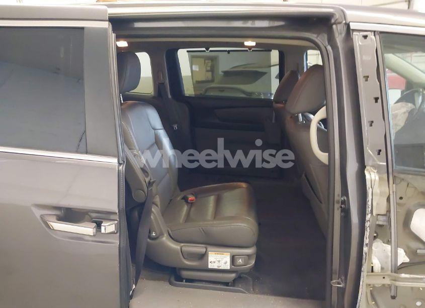 Photo 8 of 2013 Honda Odyssey EX-L (VIN 5FNRL5H66DB059761)