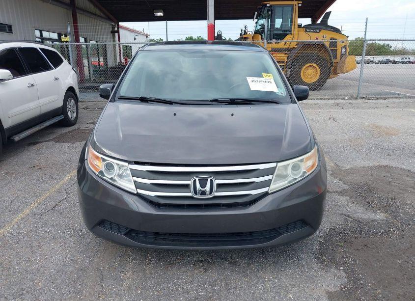 Photo 6 of 2013 Honda Odyssey EX-L (VIN 5FNRL5H66DB073773)