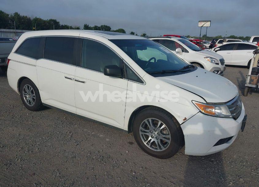 2013 Honda Odyssey EX-L (VIN 5FNRL5H66DB074034) main photo