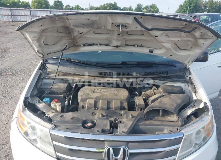 Photo 10 of 2013 Honda Odyssey EX-L (VIN 5FNRL5H66DB074034)