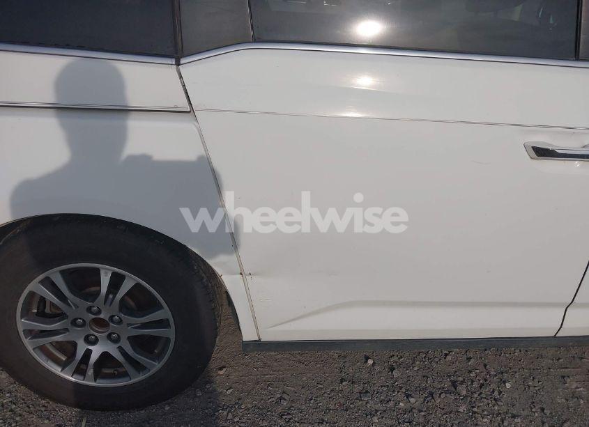 Photo 17 of 2013 Honda Odyssey EX-L (VIN 5FNRL5H66DB074034)