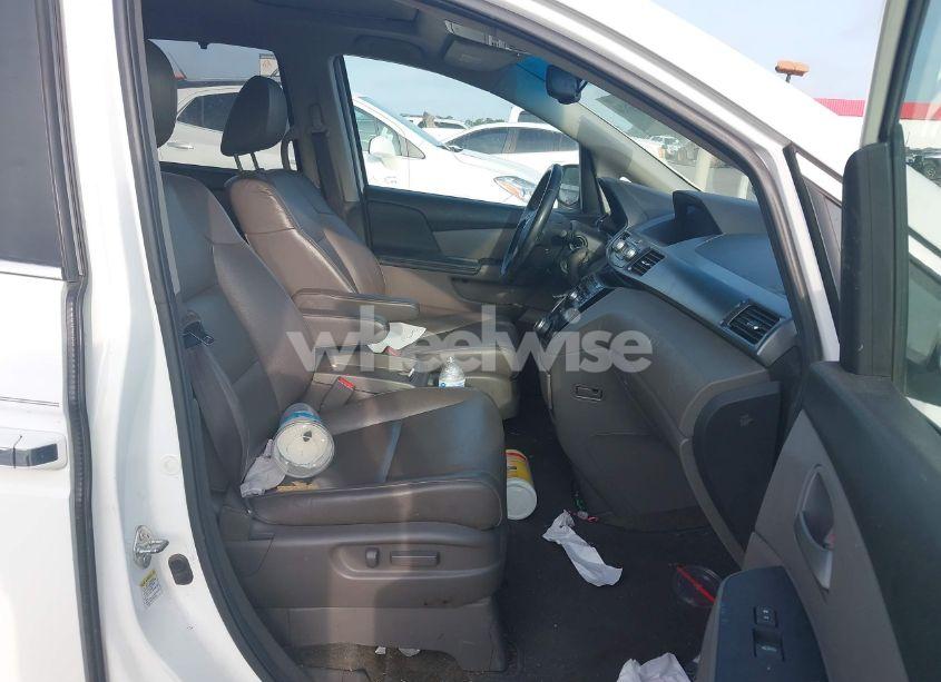 Photo 5 of 2013 Honda Odyssey EX-L (VIN 5FNRL5H66DB074034)