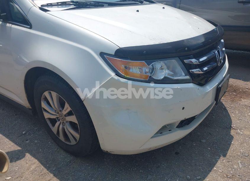 Photo 6 of 2014 Honda Odyssey EXL (VIN 5FNRL5H66EB049572)