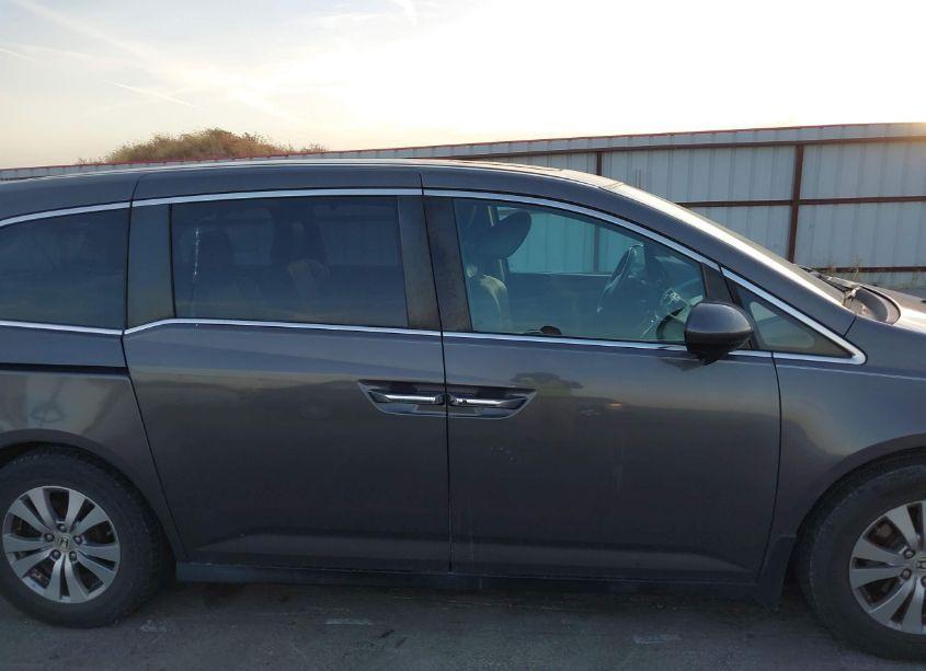 Photo 14 of 2014 Honda Odyssey EX-L (VIN 5FNRL5H66EB093443)