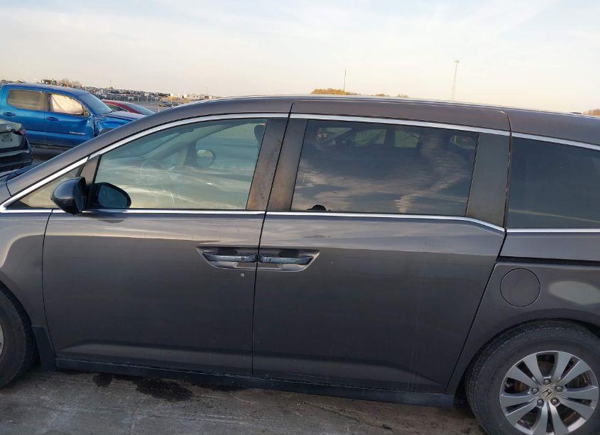 Photo 15 of 2014 Honda Odyssey EX-L (VIN 5FNRL5H66EB093443)