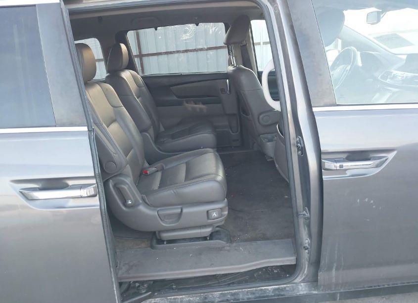 Photo 8 of 2014 Honda Odyssey EX-L (VIN 5FNRL5H66EB093443)