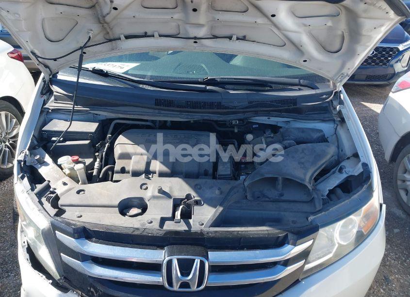 Photo 10 of 2014 Honda Odyssey EX-L (VIN 5FNRL5H66EB124027)