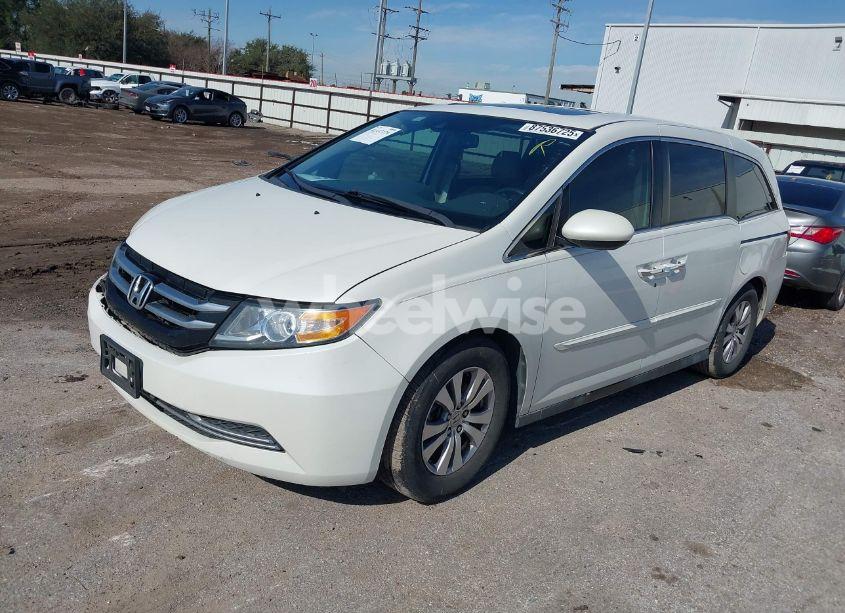Photo 2 of 2014 Honda Odyssey EX-L (VIN 5FNRL5H66EB124027)