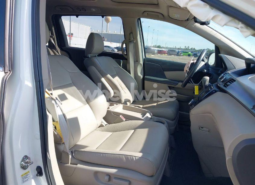 Photo 5 of 2014 Honda Odyssey EX-L (VIN 5FNRL5H66EB124027)