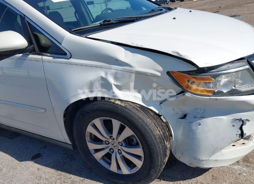 Photo 6 of 2014 Honda Odyssey EX-L (VIN 5FNRL5H66EB124027)