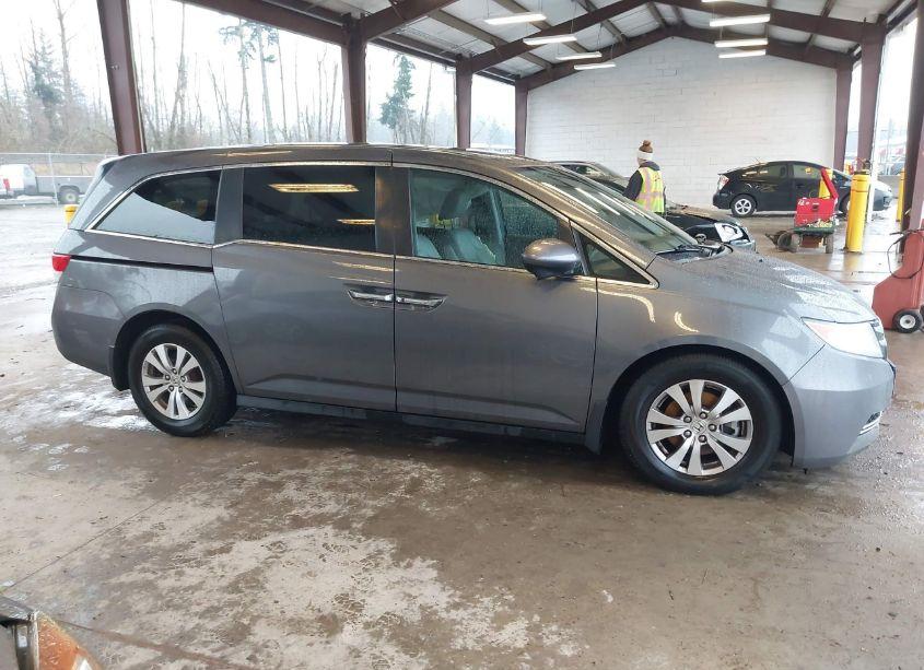 Photo 13 of 2014 Honda Odyssey EX-L (VIN 5FNRL5H66EB128367)