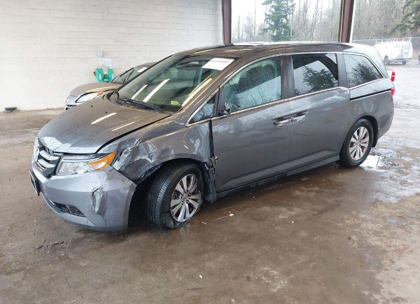 Photo 2 of 2014 Honda Odyssey EX-L (VIN 5FNRL5H66EB128367)