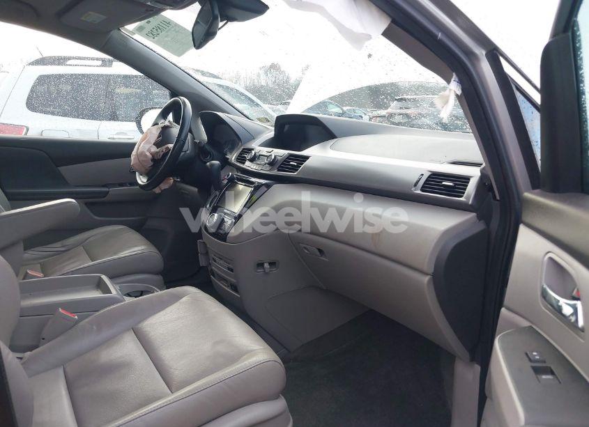 Photo 5 of 2015 Honda Odyssey EX-L (VIN 5FNRL5H66FB025516)