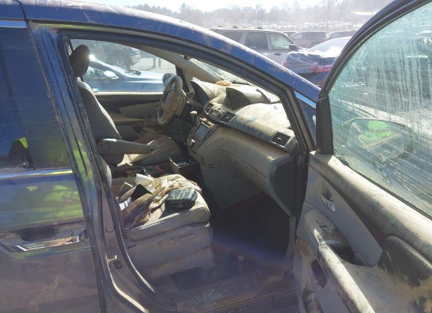 Photo 5 of 2015 Honda Odyssey EX-L (VIN 5FNRL5H66FB051033)