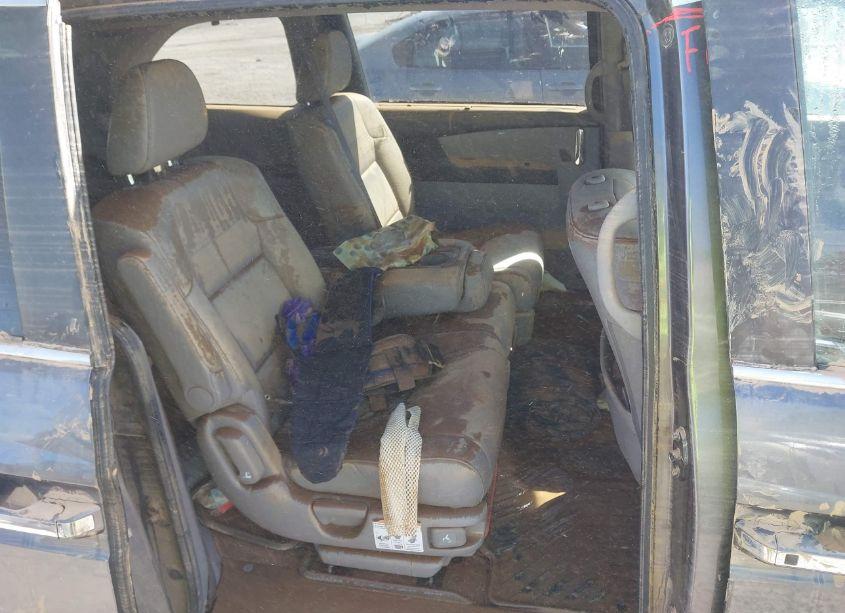 Photo 8 of 2015 Honda Odyssey EX-L (VIN 5FNRL5H66FB051033)