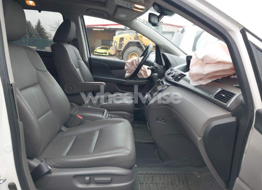 Photo 5 of 2015 Honda Odyssey EX-L (VIN 5FNRL5H66FB056264)