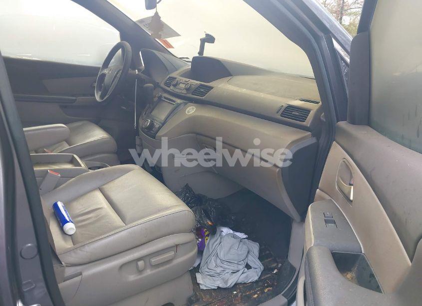 Photo 5 of 2015 Honda Odyssey EX-L (VIN 5FNRL5H66FB058256)