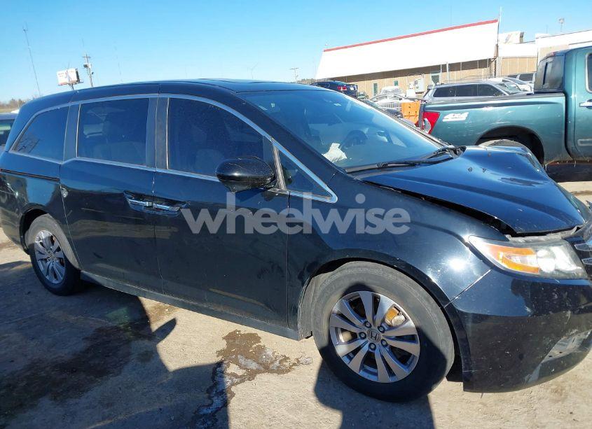 Photo 13 of 2015 Honda Odyssey EX-L (VIN 5FNRL5H66FB067538)