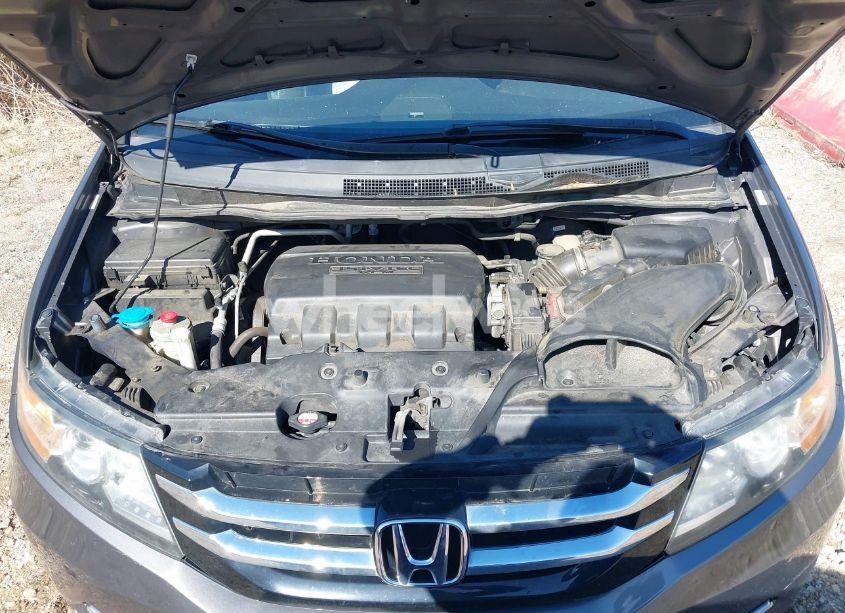 Photo 10 of 2015 Honda Odyssey EX-L (VIN 5FNRL5H66FB073128)