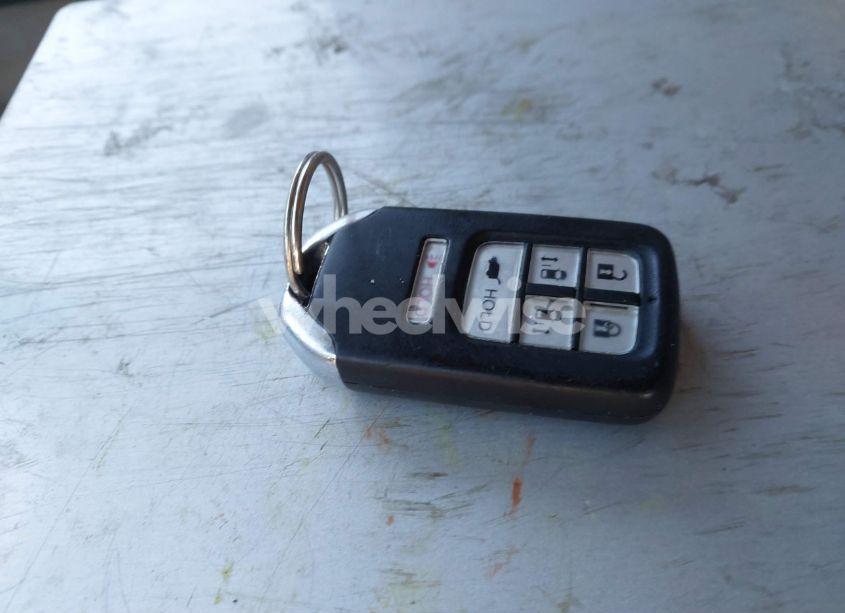 Photo 11 of 2015 Honda Odyssey EX-L (VIN 5FNRL5H66FB089720)