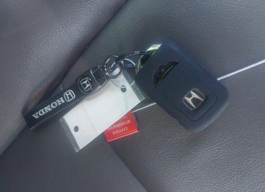 Photo 11 of 2015 Honda Odyssey EX-L (VIN 5FNRL5H66FB118309)